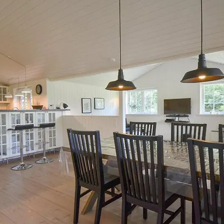 Charming And Family-friendly Сasa de vacaciones Ebeltoft